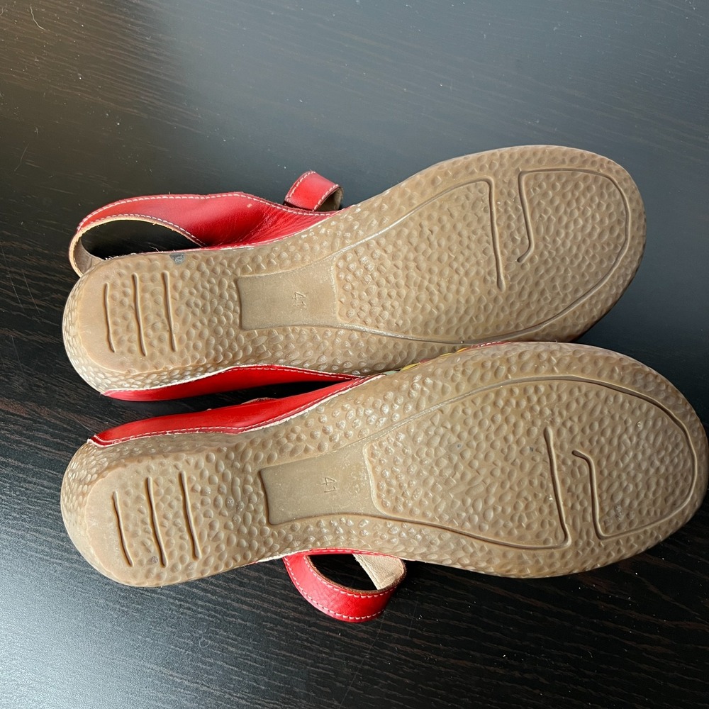 Spring Step Red Multicolor Moccasins - Picture 10 of 13